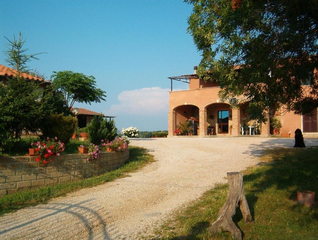 Agriturismo Marruchetone Vecchio Манчано Екстериор снимка